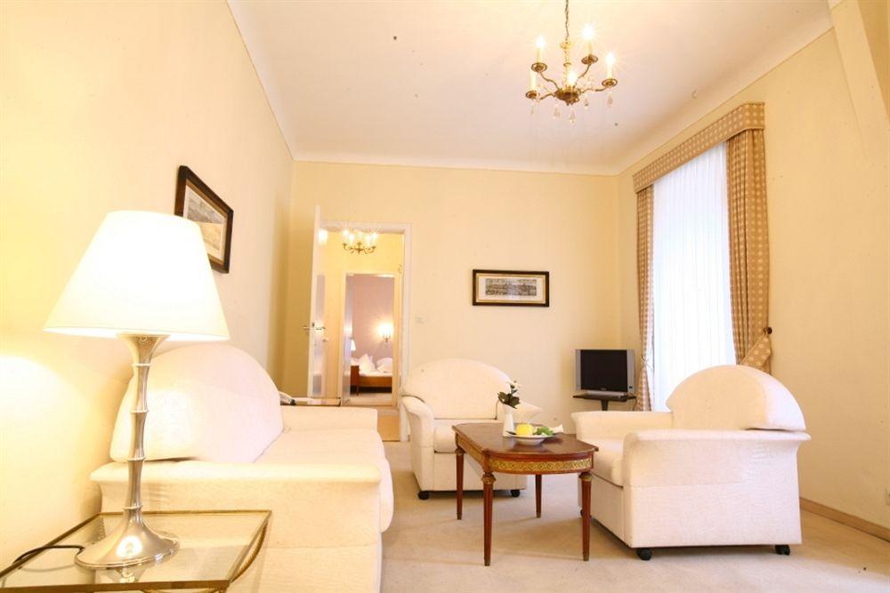 Hotel Romerbad Μπάντενβαϊλερ Εξωτερικό φωτογραφία