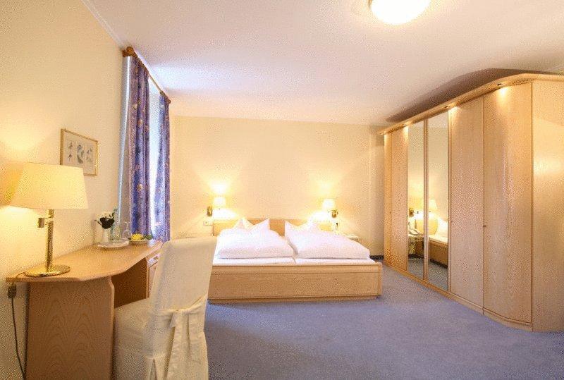 Hotel Romerbad Μπάντενβαϊλερ Δωμάτιο φωτογραφία