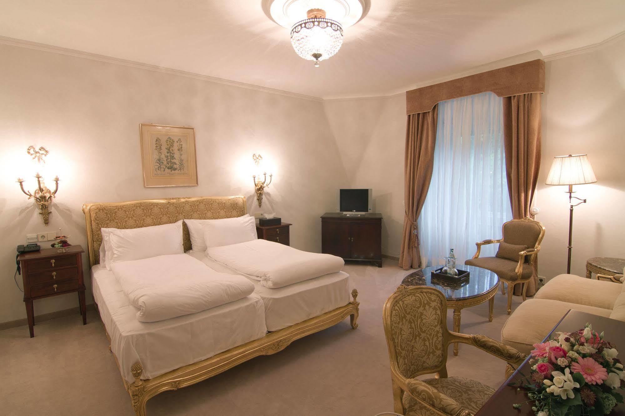 Hotel Romerbad Μπάντενβαϊλερ Εξωτερικό φωτογραφία