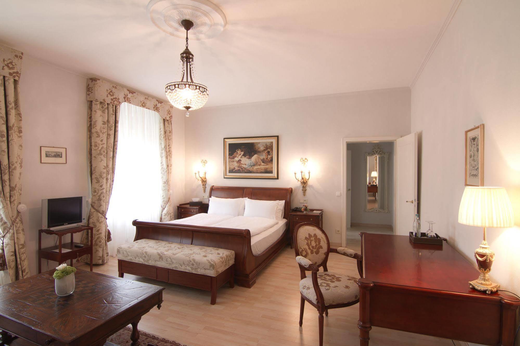 Hotel Romerbad Μπάντενβαϊλερ Εξωτερικό φωτογραφία